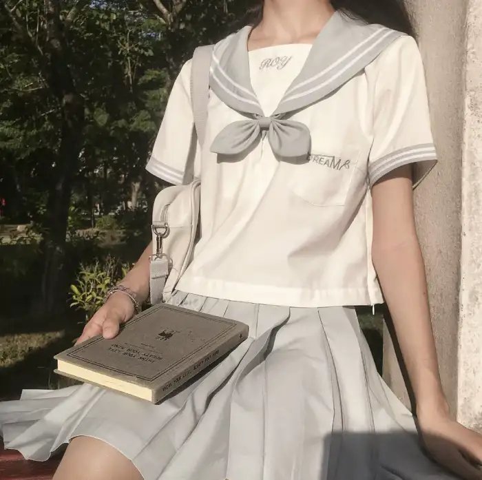 所以,和黑粉结婚了